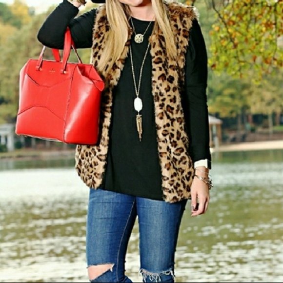 Romeo & Juliet Couture Leopard Print Faux Fur Black & Tan Vest Medium NWOT - Picture 10 of 10